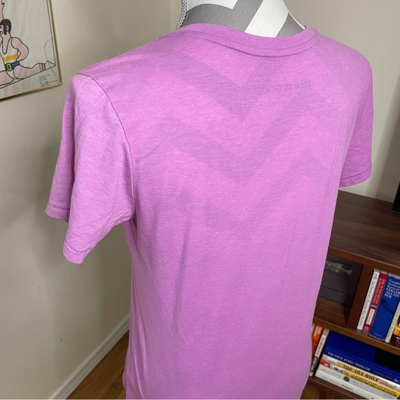 Life is Good Small Pink V-neck t Shirt Graphic Tee - Picture 9 of 11
